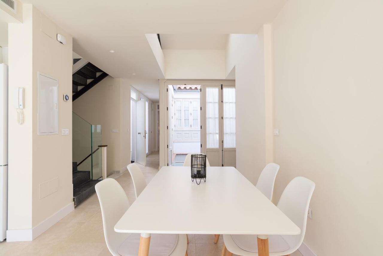 Urbe10 Carreteria Big Terrace Suite Málaga Eksteriør billede